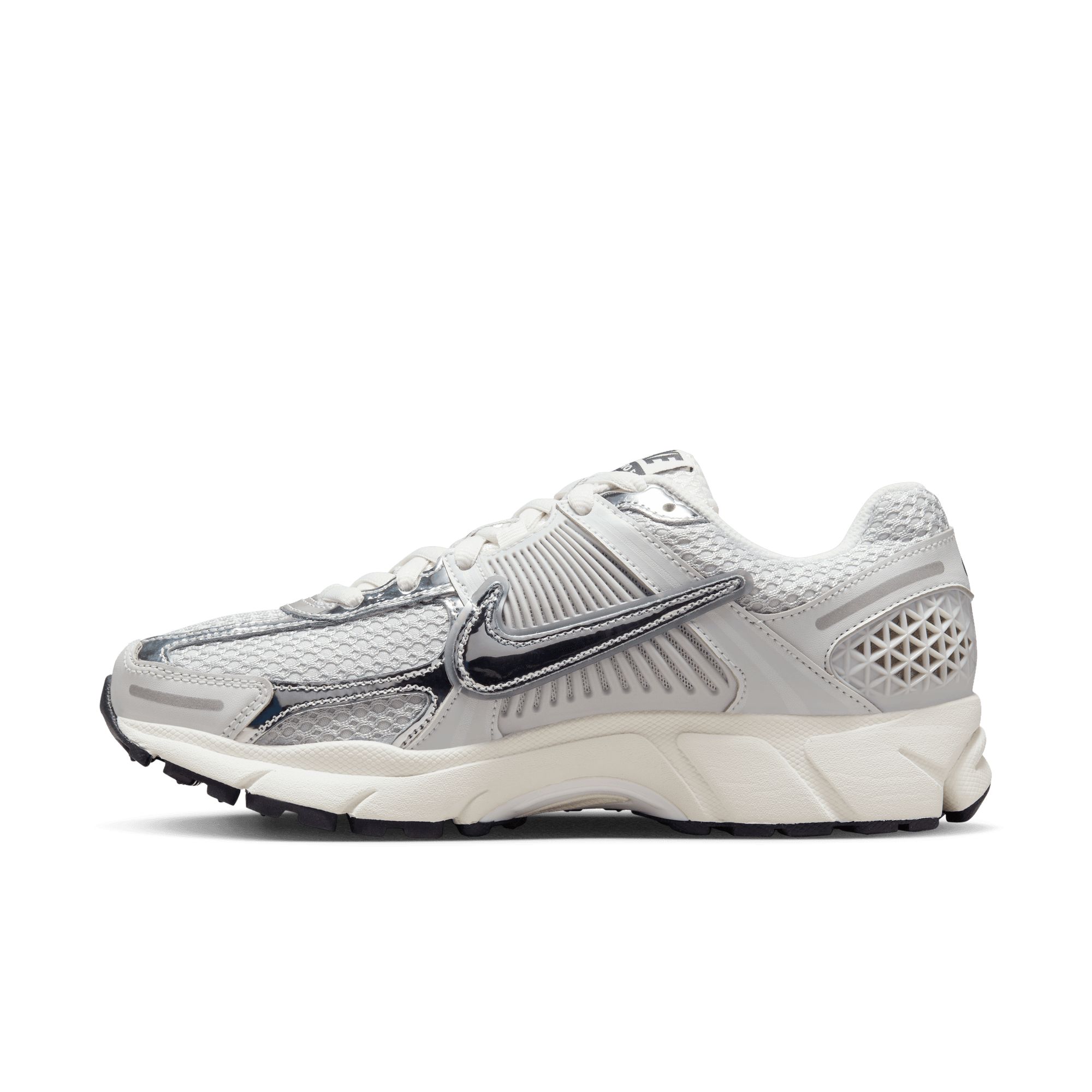 Nike Women's Zoom Vomero 5 Running Shoes