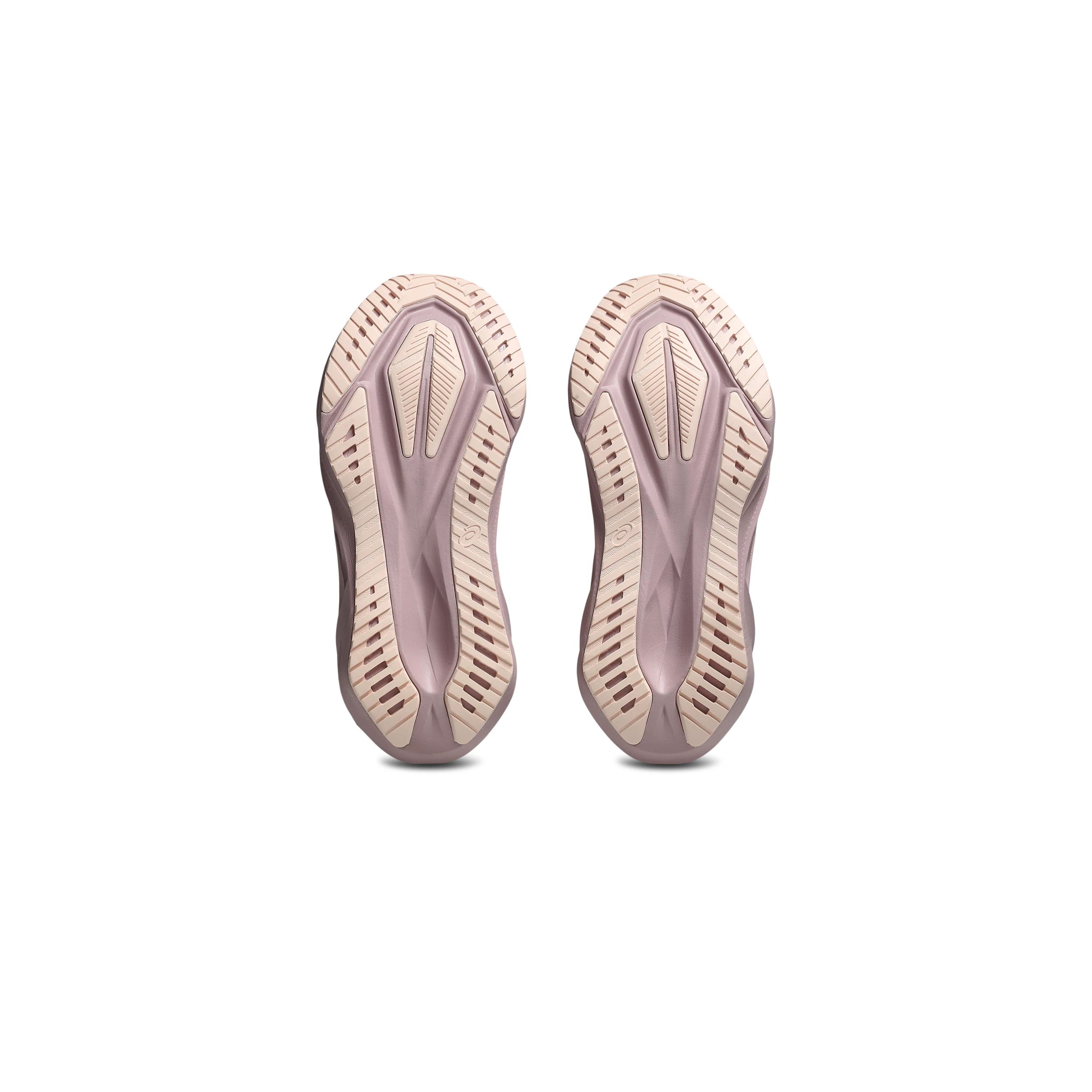 ASICS Women's NOVABLAST 5 Running Shoes