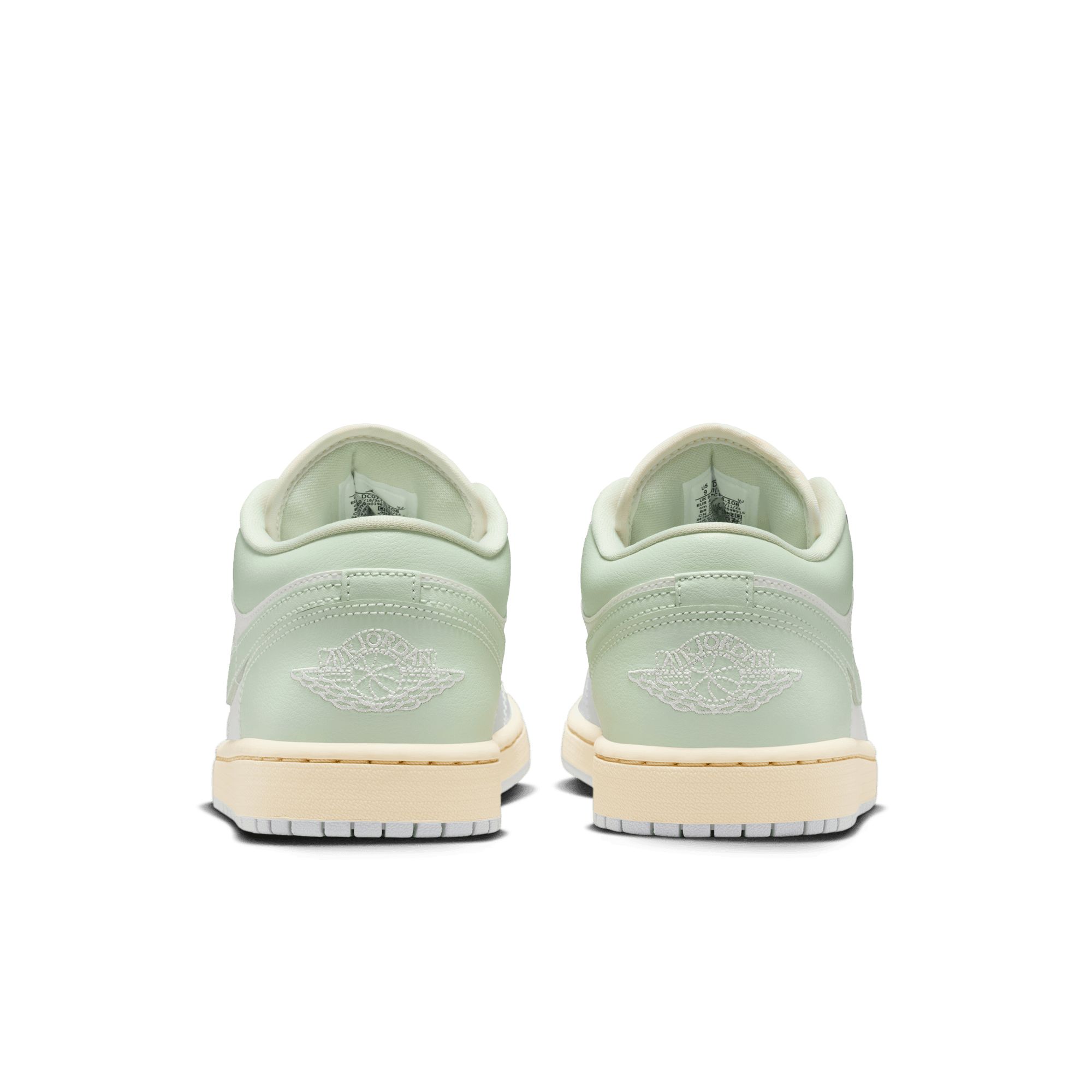 Nike Women's Air Jordan 1 Low Basketball Shoes