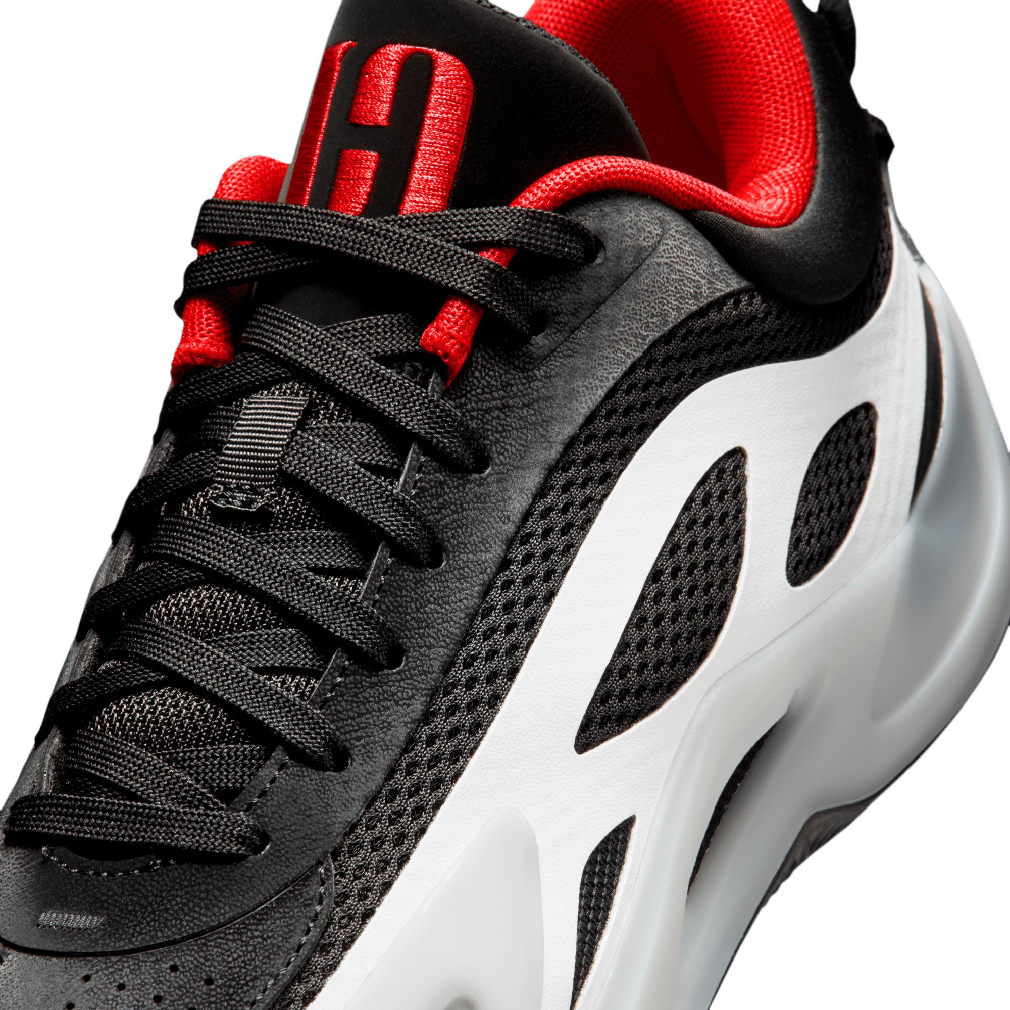 Jordan Women's Heir Series 2 Basketball Shoes