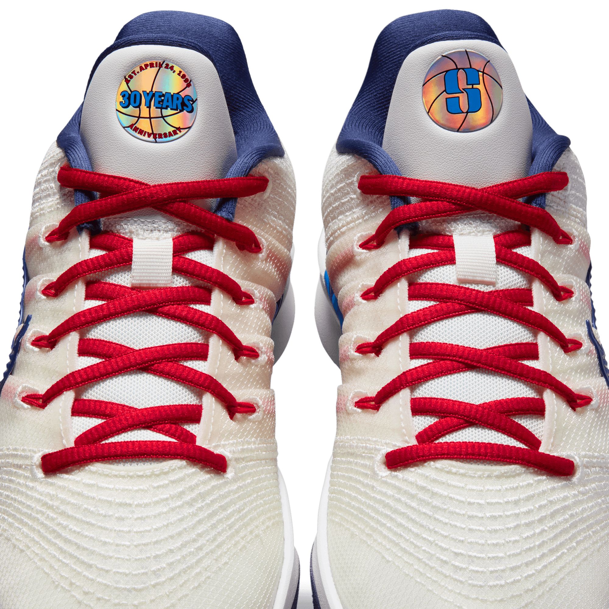 Nike Women's Sabrina 3 Basketball Shoes