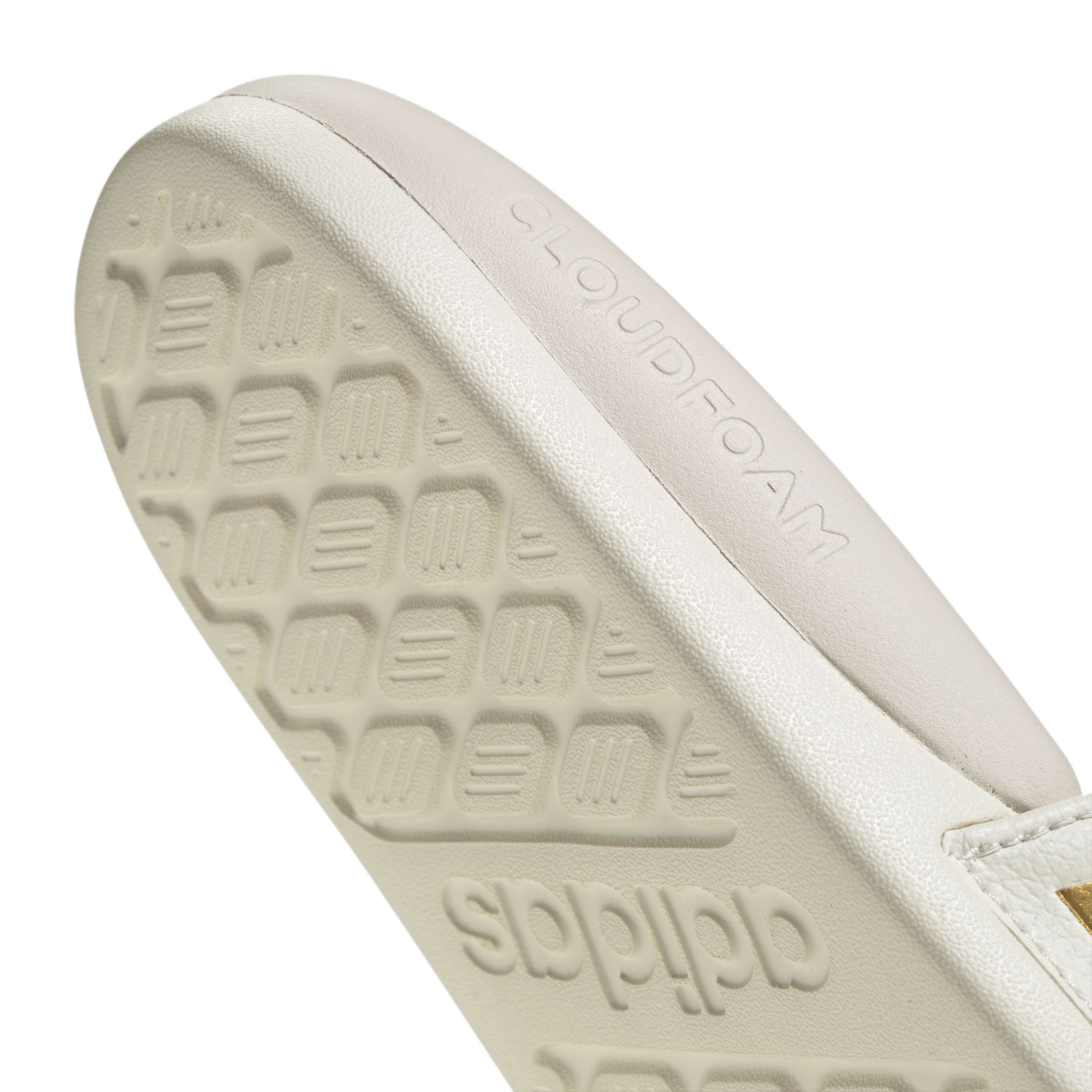 adidas Women's Adilette Comfort 2.0 Cloudfoam Cushioned Sandals