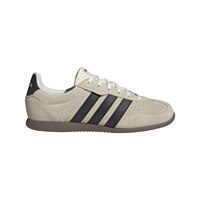 adidas Women's Barreda Lo Synthetic Upper Casual Shoes Side_Right