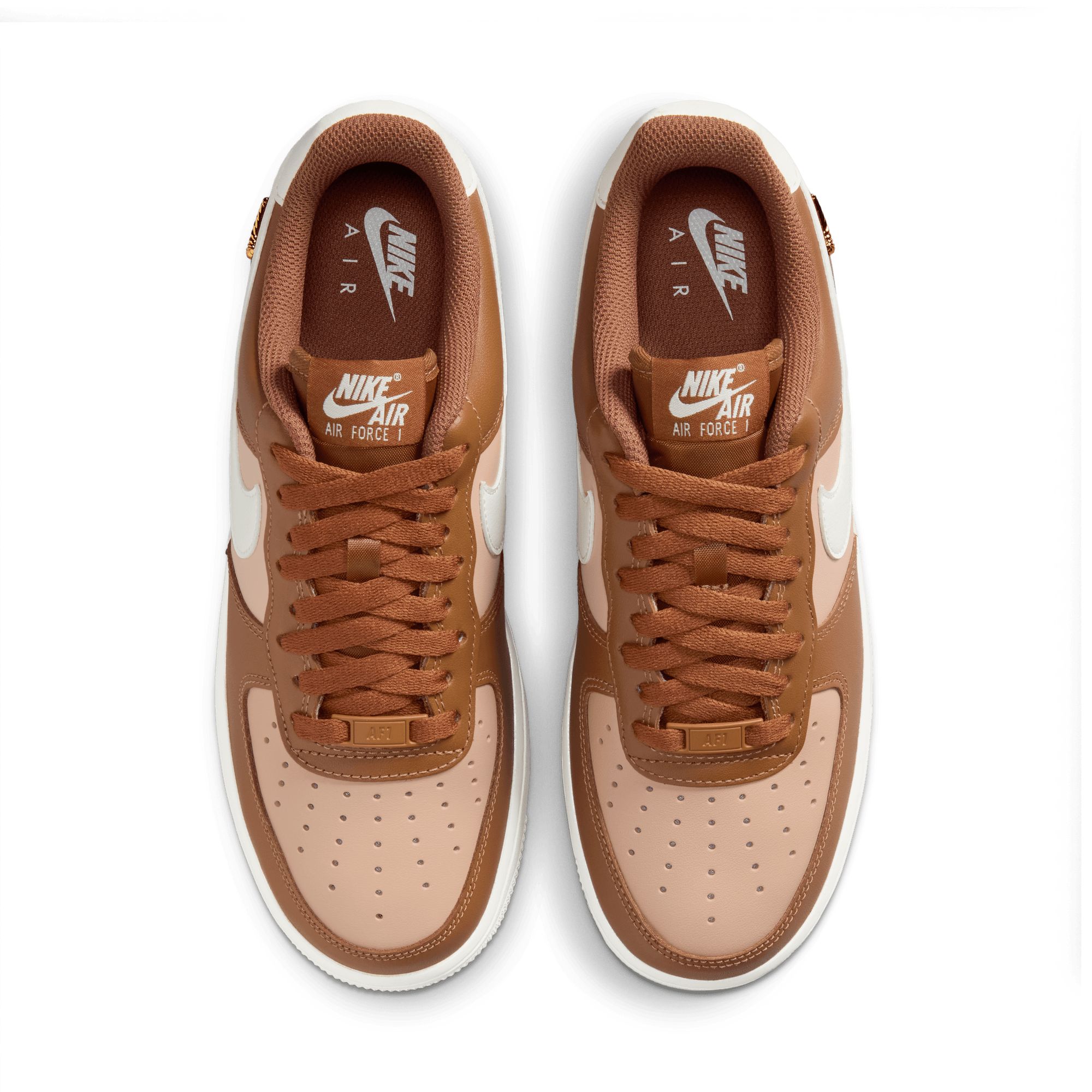 Nike Women's Air Force 1 '07 Shoes