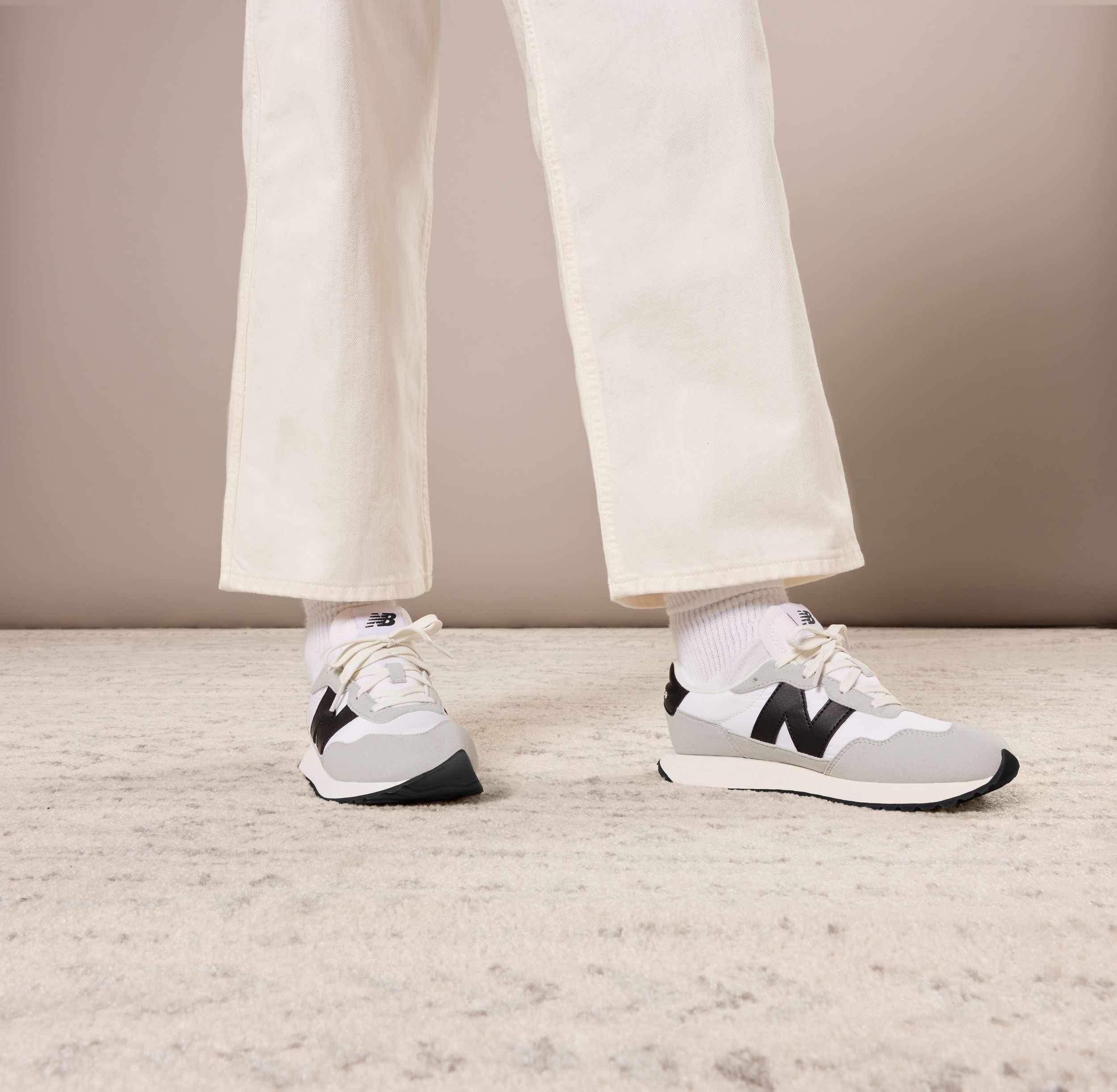 New Balance Women's 237 Shoes