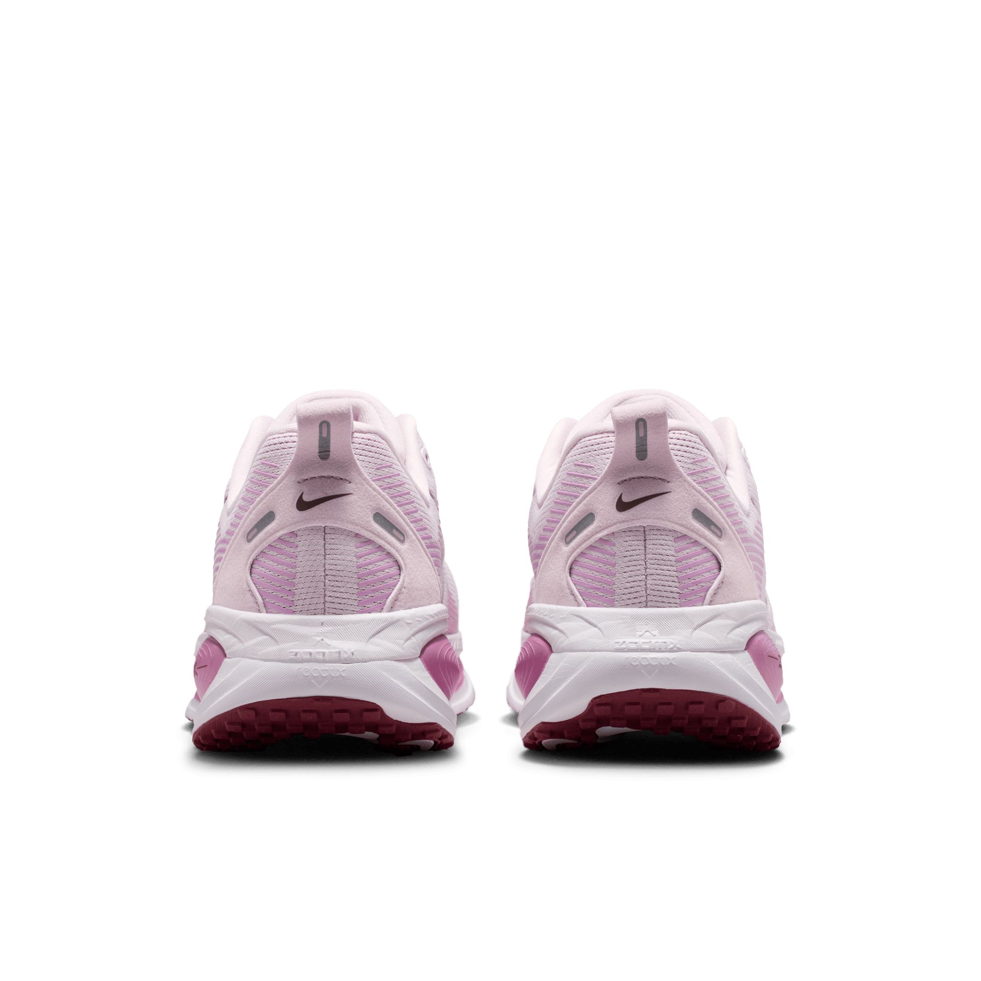 Nike Women's Vomero 18 Running Shoes