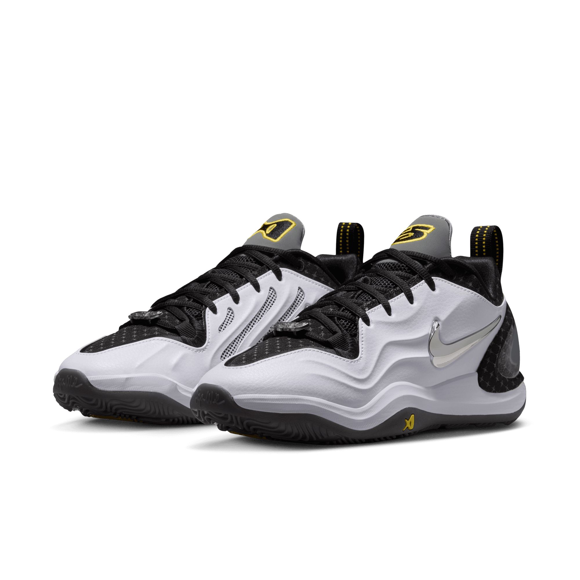 Nike Women's A'One DS Carried By Queens Basketball Shoes
