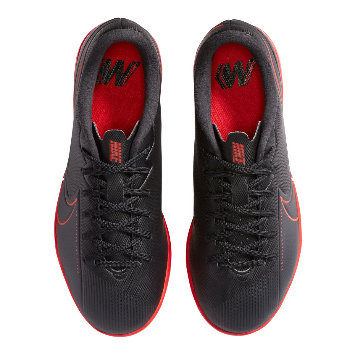 Nike Kids' Mercurial Vapor 13 Academy Indoor Soccer Shoes, Boys'