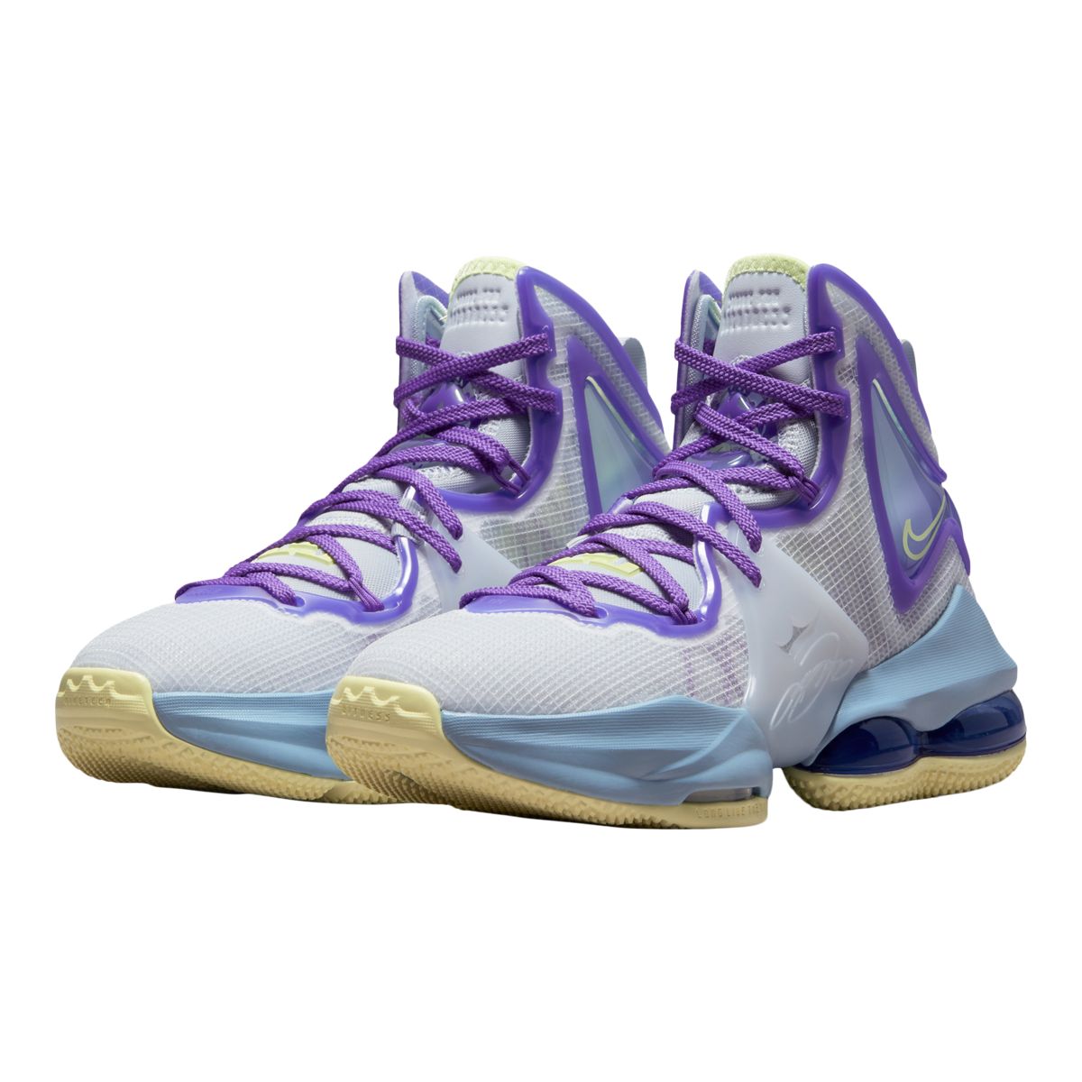 Nike Kids' Grade School LeBron XIX Basketball Shoes