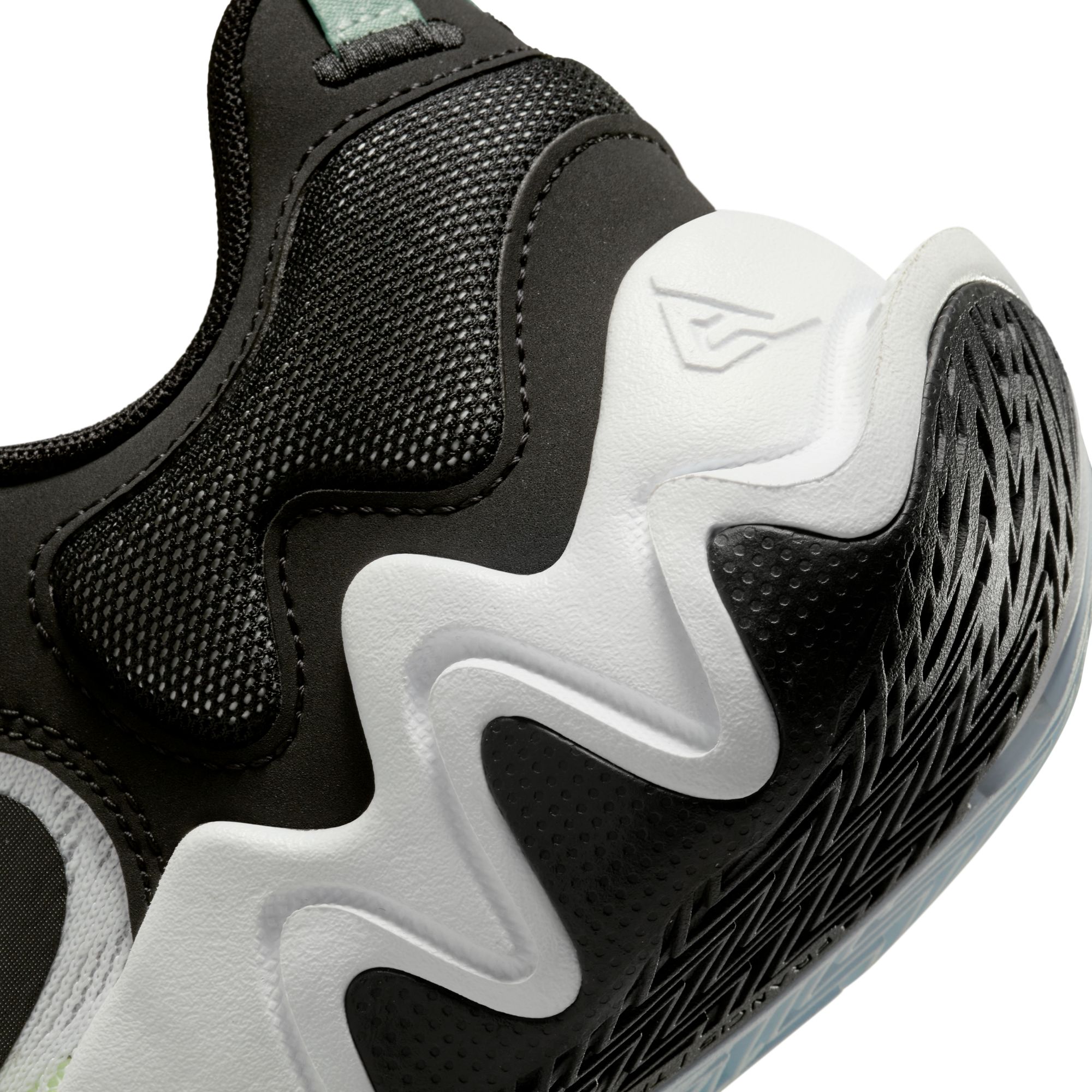 Nike Kids' Grade School Giannis Immortality 2 Basketball Shoes