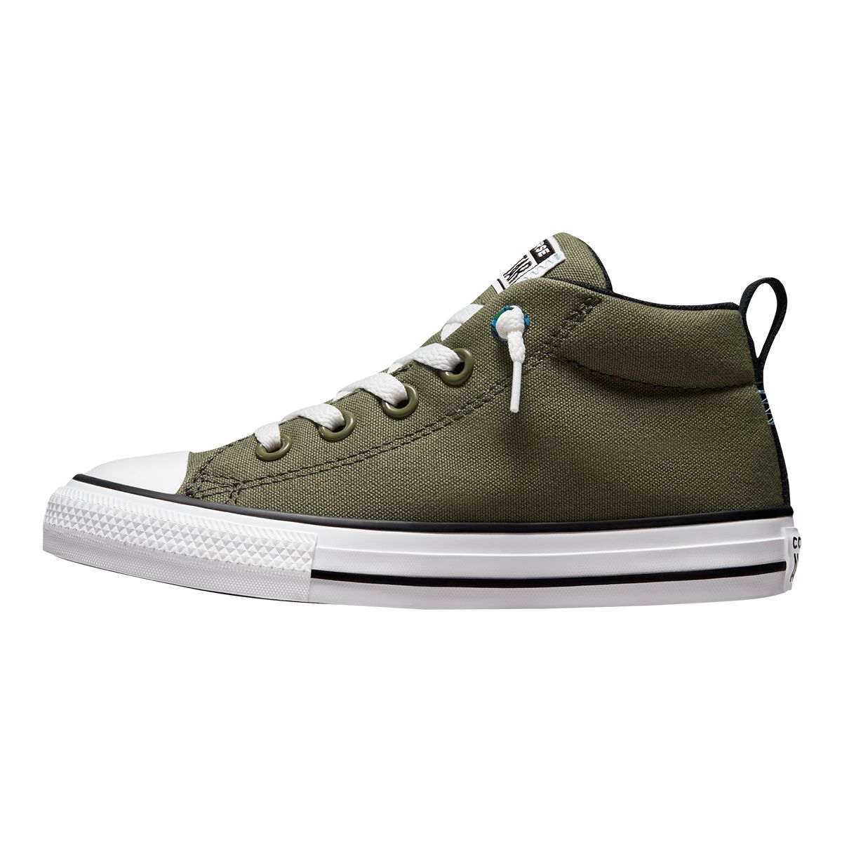 Converse Kids' Grade School Chuck Taylor All Star Street Field Shoes, Boys, Mid Top