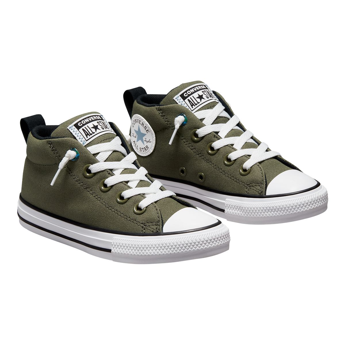 Converse Kids' Grade School Chuck Taylor All Star Street Field Shoes, Boys, Mid Top