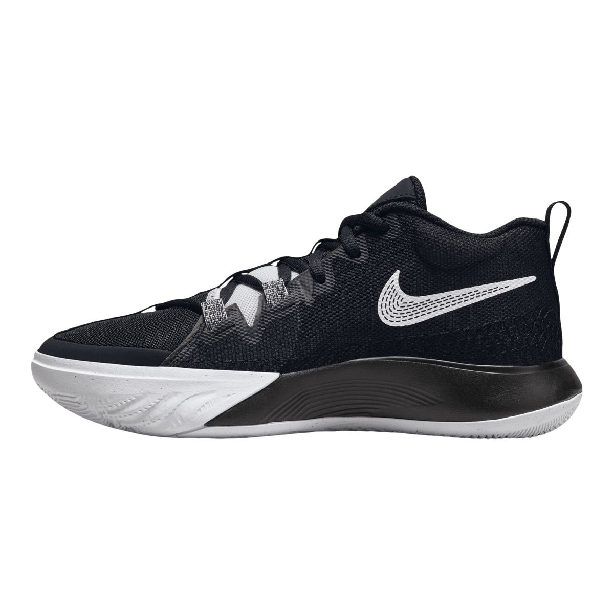 Nike boy's kyrie store flytrap basketball shoe