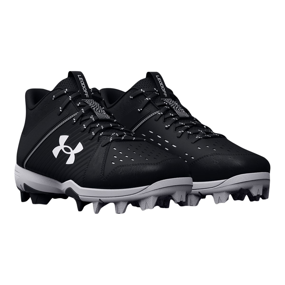 Boys under 2024 armour baseball cleats