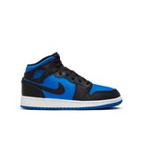 Jordan Nike Kids' Grade School Mid Basketball Shoes Side_Right