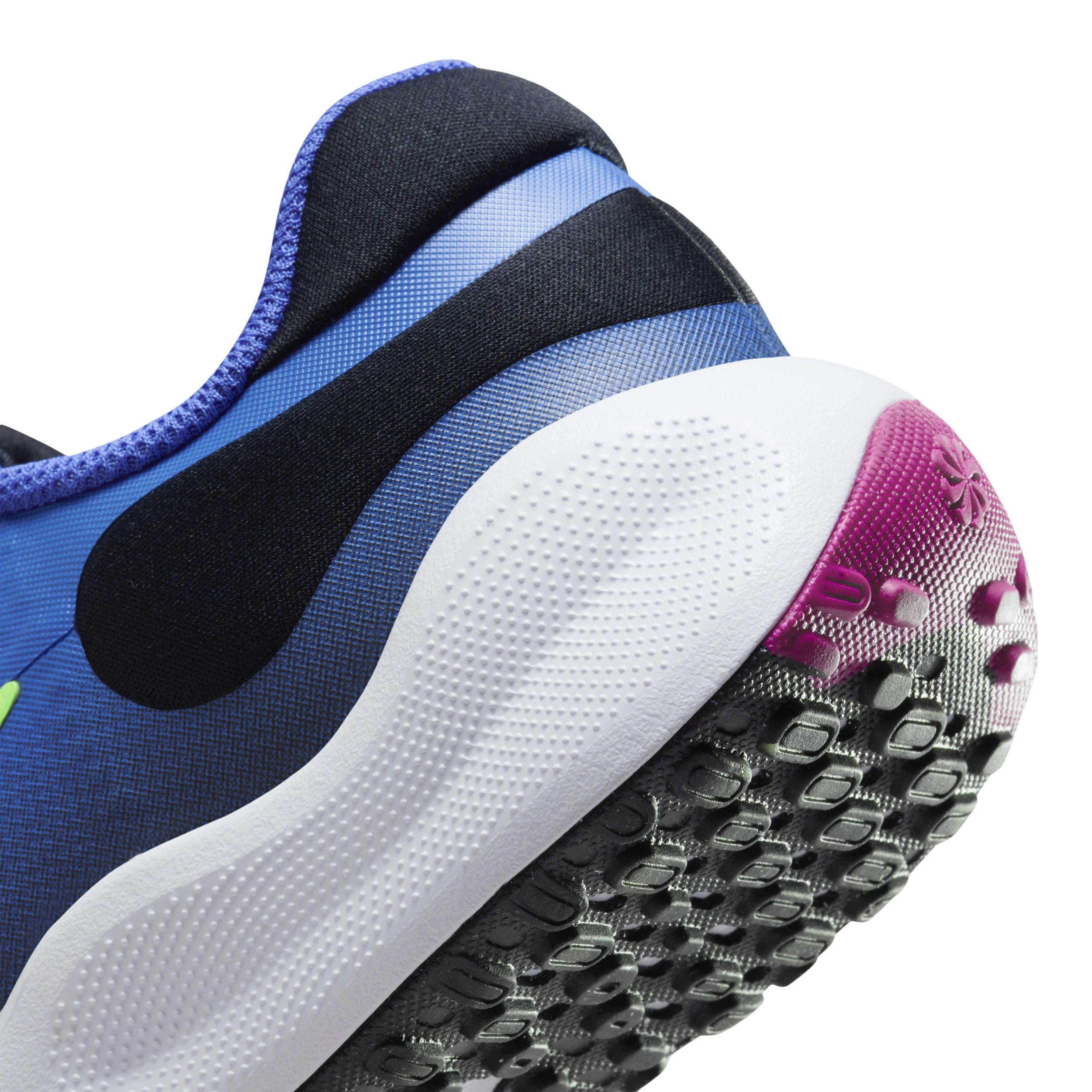 Nike Kids' Grade School Revolution 7 LT Running Shoes