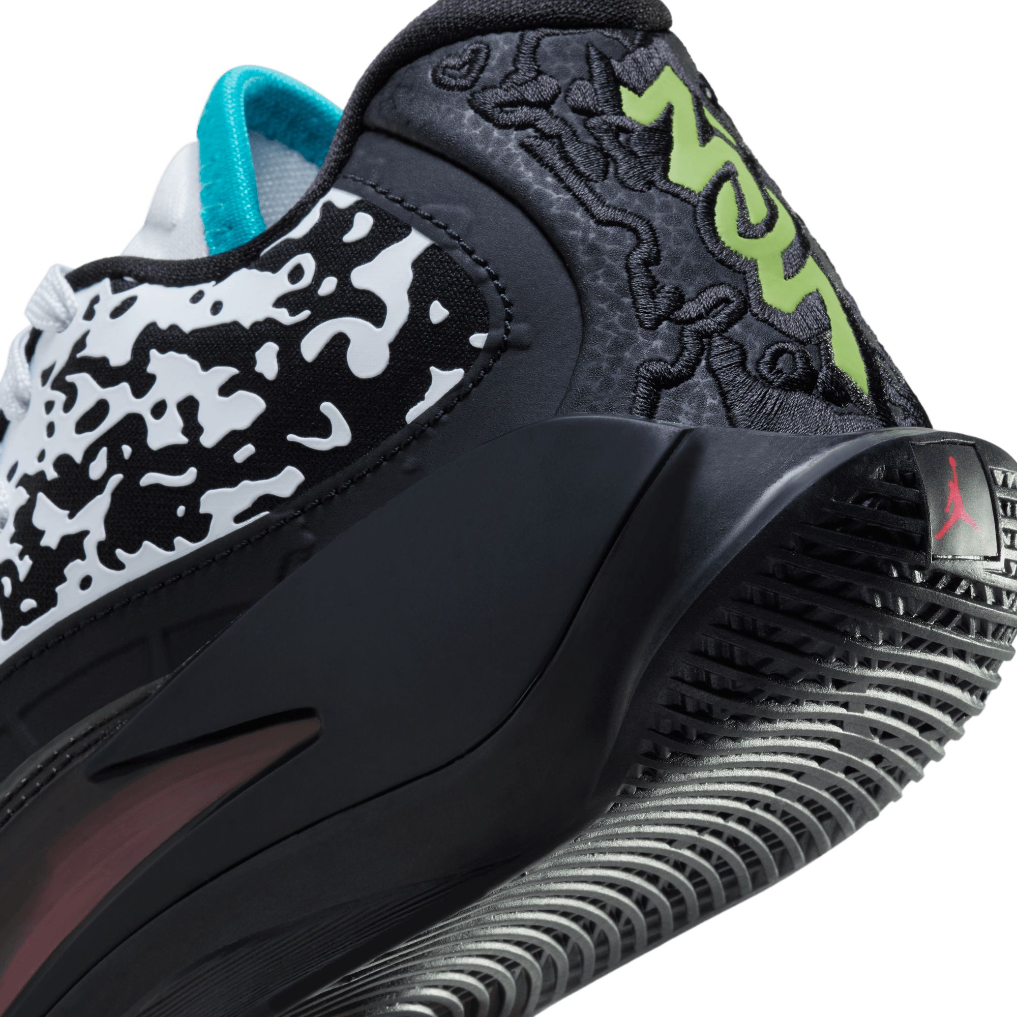 Nike Kids' Grade School Jordan Zion Basketball Shoes, Sneakers