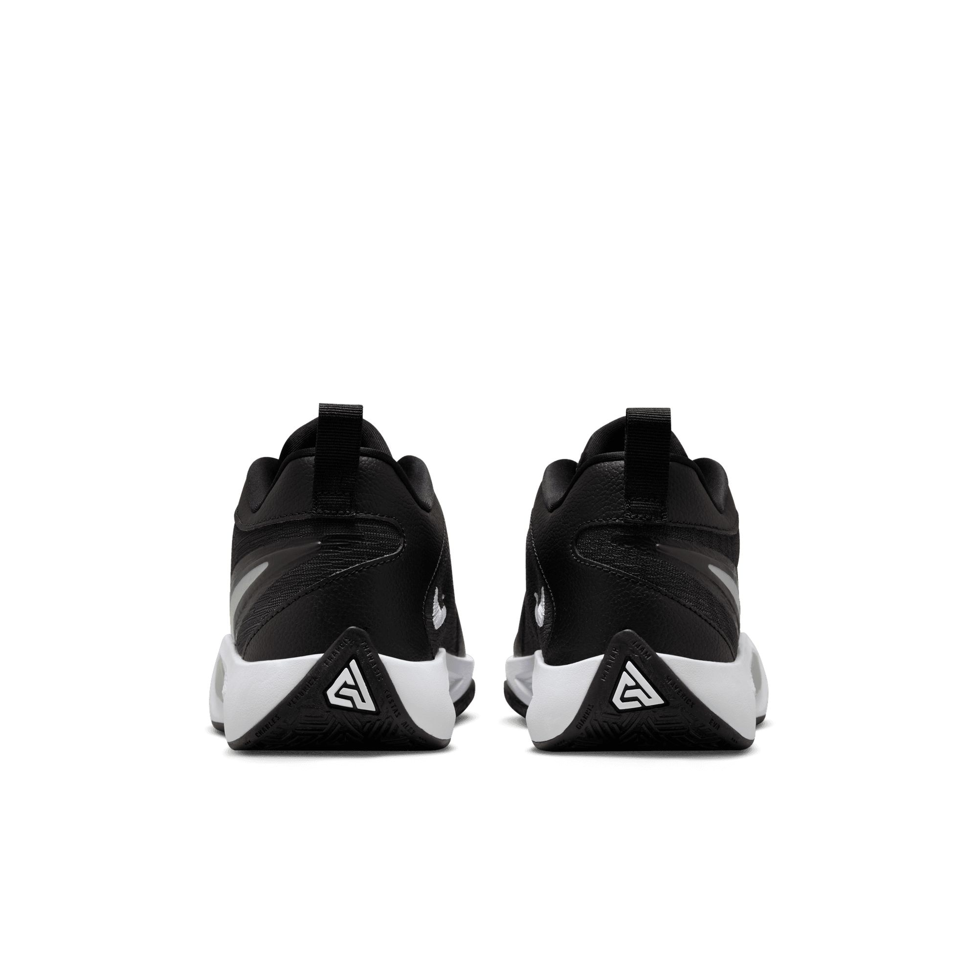 Nike Kids' Grade School Freak 6 Basketball Shoes