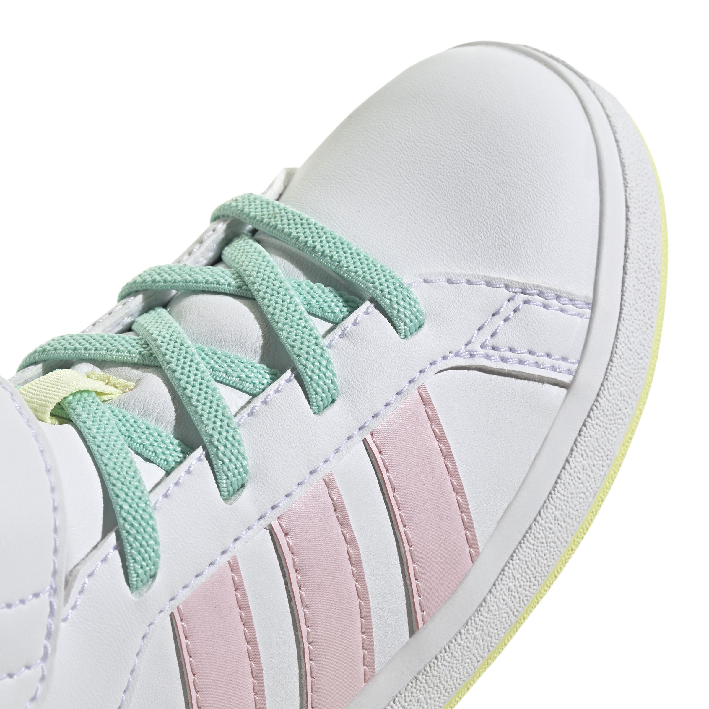 adidas Kids' Grade/Pre-School Grand Court Mid Casual Shoes, Sneakers