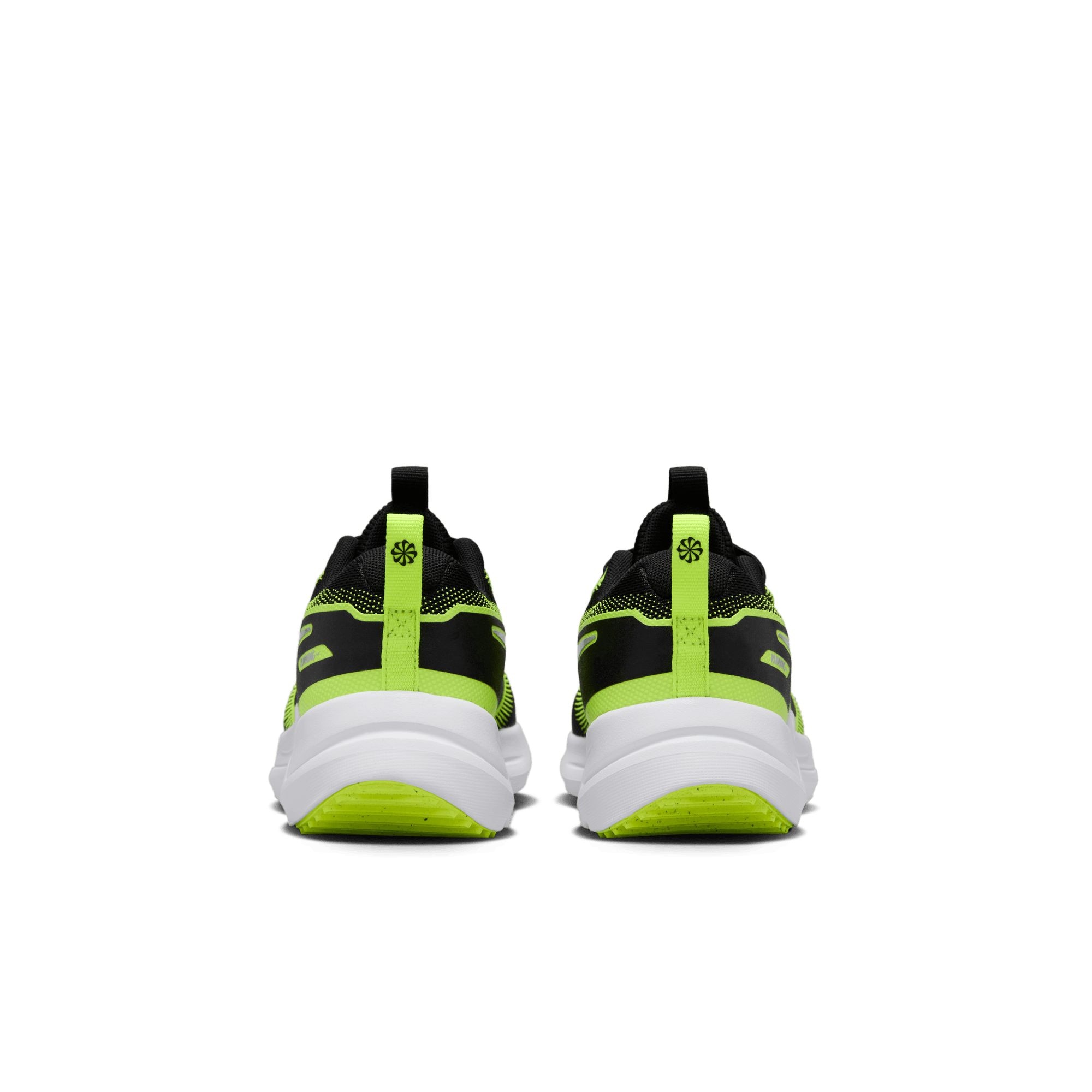 Nike Kids' Grade School Cosmic Runner Running Shoes