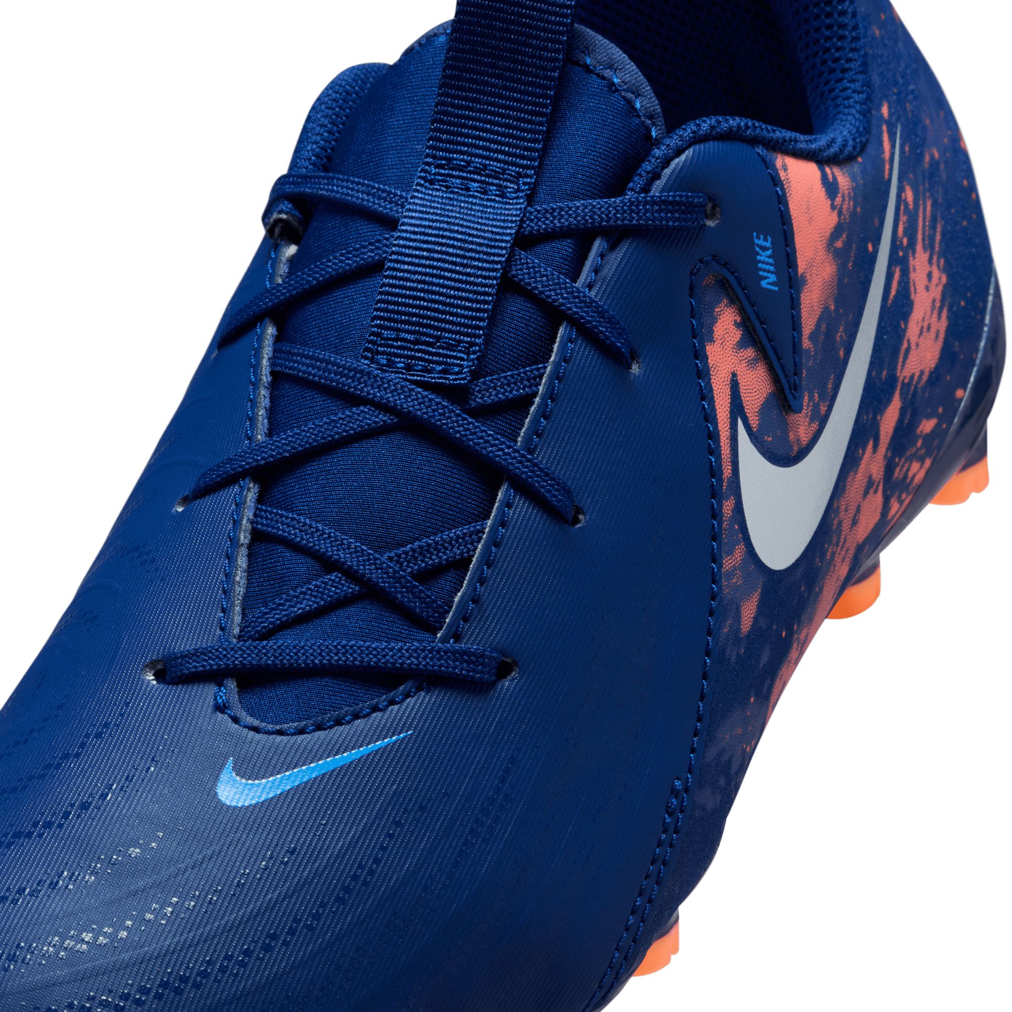 Nike Kids' Phantom GX II Academy Cleats