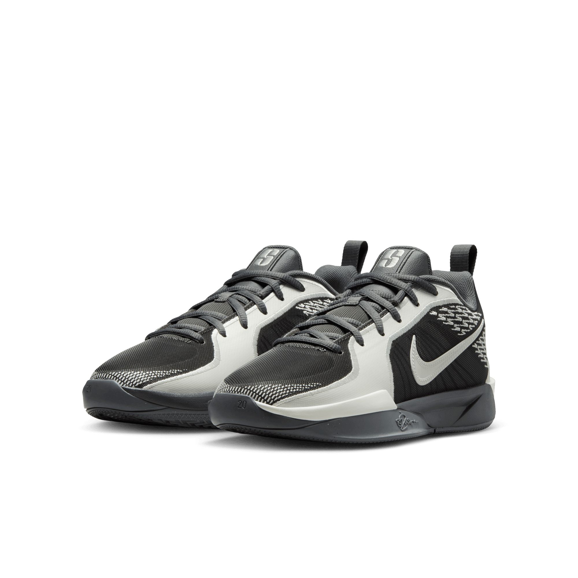 Nike Kids' Grade School Sabrina 2 Basketball Shoes