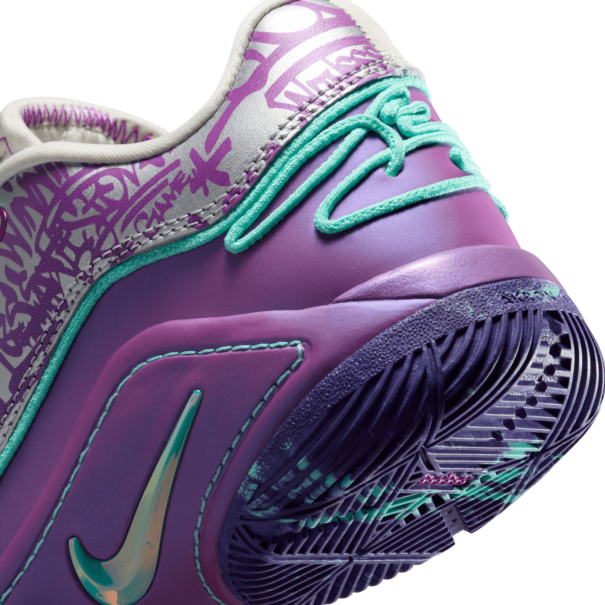 Nike Kids' Grade School Lebron James Split Vintage Basketball Shoes