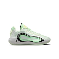 Nike Kids' Grade School Jordan Navigator Barely Basketball Shoes Side_Right