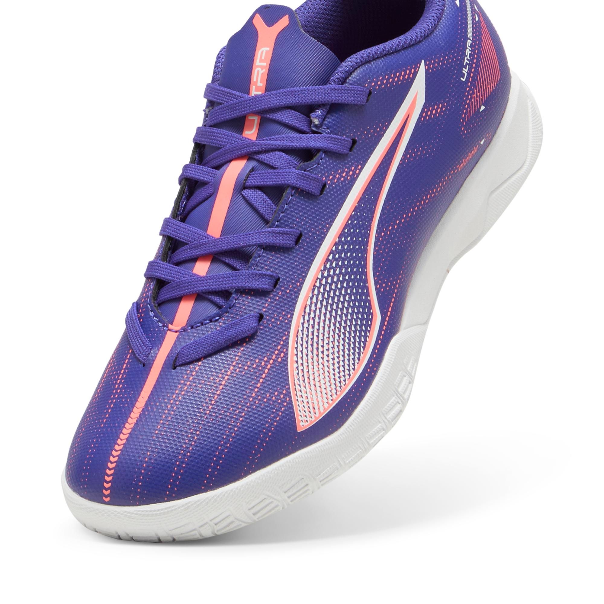 PUMA Kids' Ultra 5 Play It Indoor Soccer Shoes