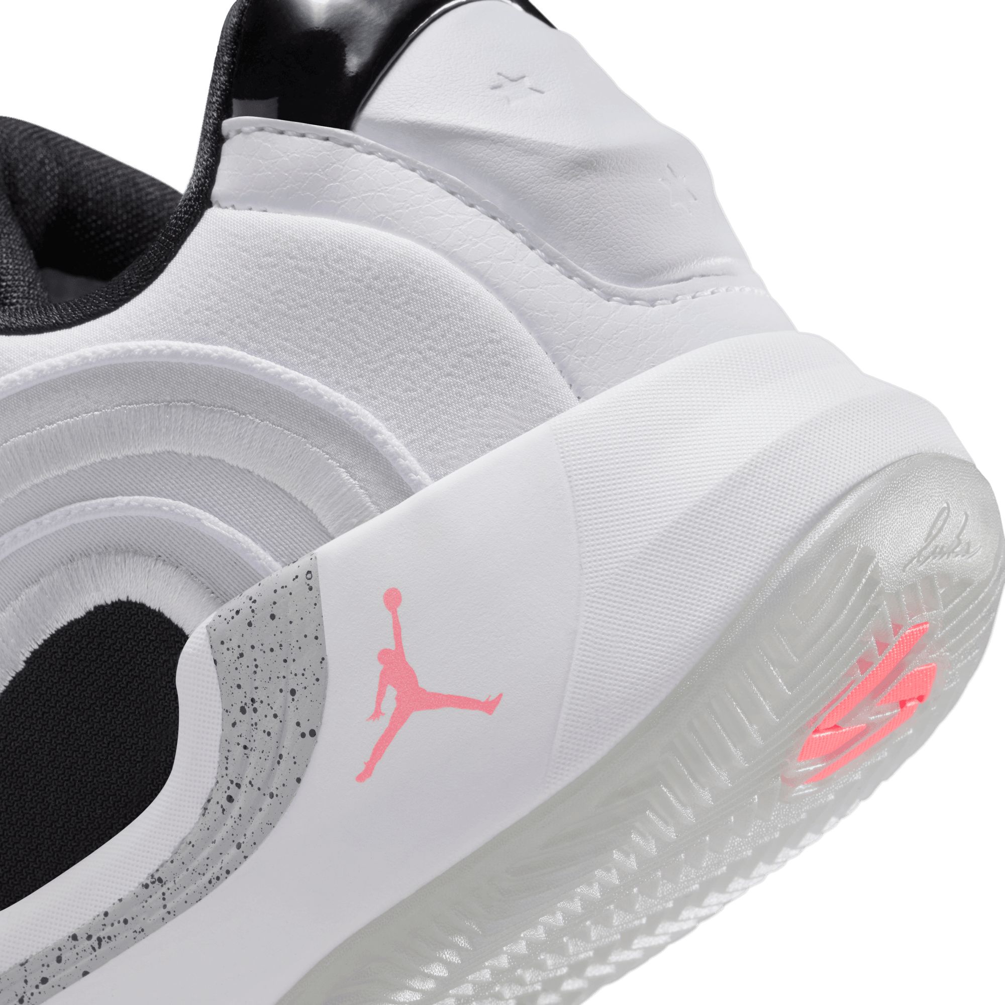 Jordan Nike Kids' Grade School Luka 4 Basketball Shoes