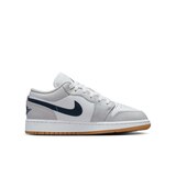 Jordan Kids' Grade School 1 Low Basketball Shoes Side_Right