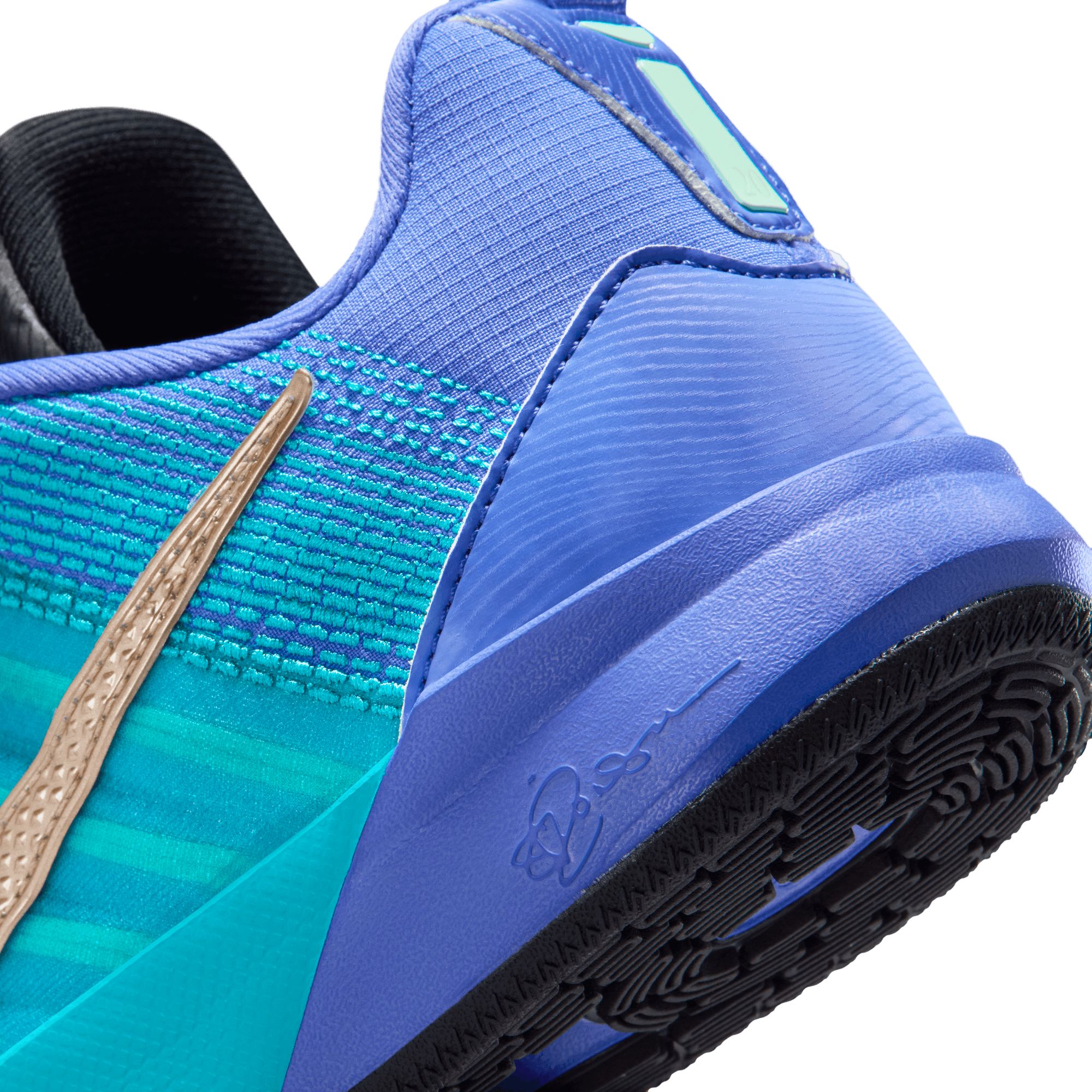 Nike Kids' Grade School Sabrina 3 Glitch Basketball Shoes