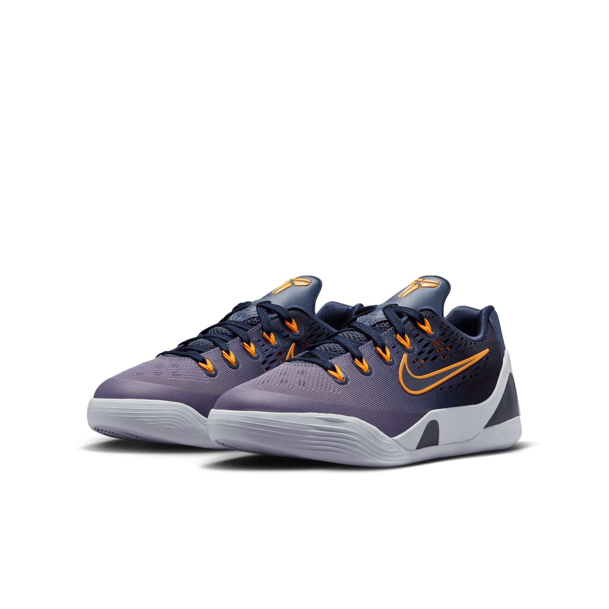 Nike Kids' Grade School Kobe Stitches Low EM Basketball Shoes