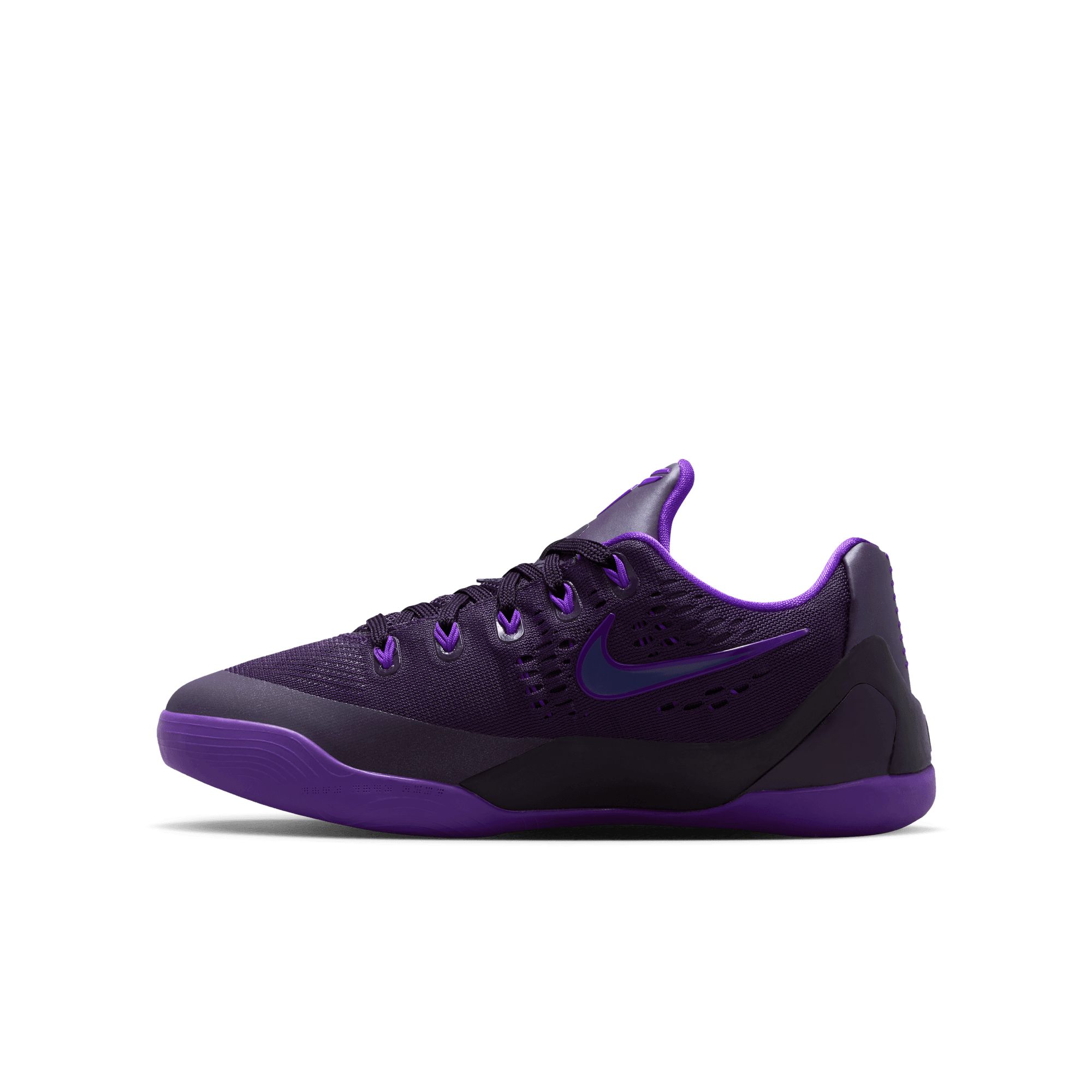 Nike Kids' Grade School Kobe Stitches Low EM Basketball Shoes