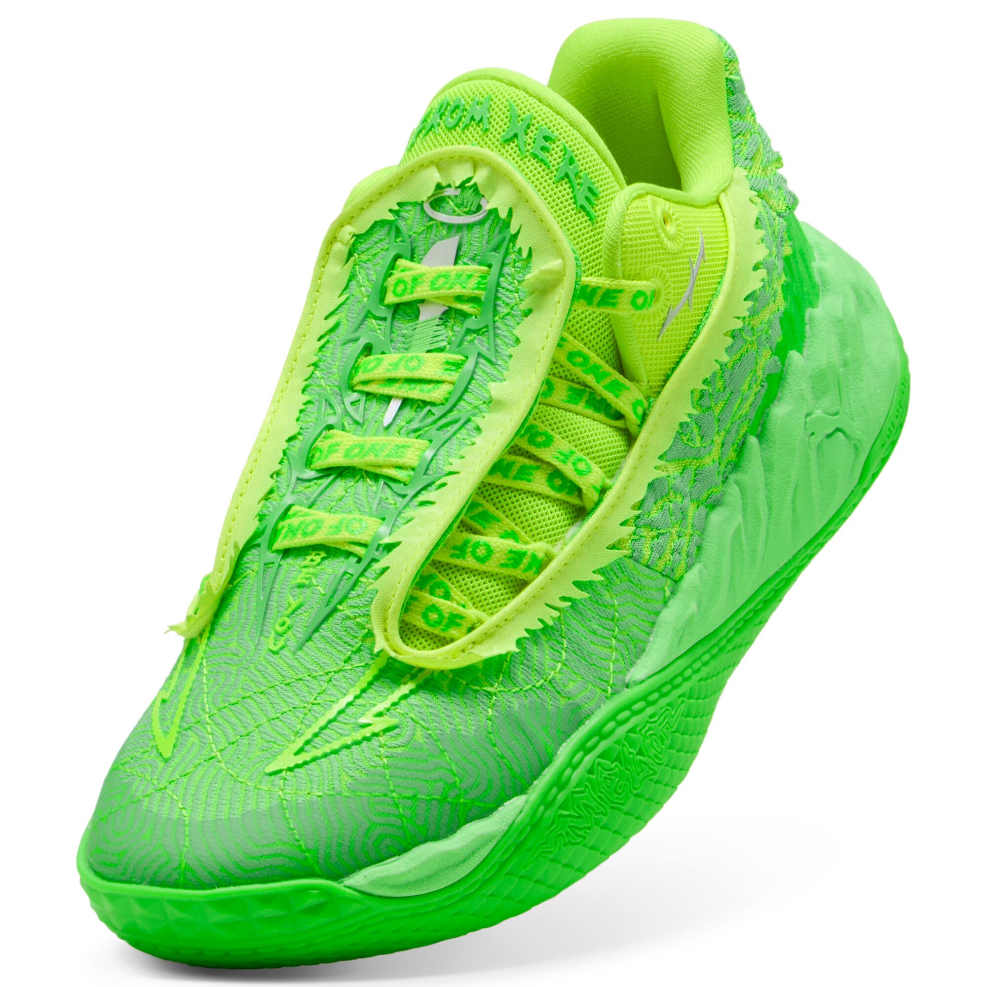 PUMA Kids' Grade School Mb.05 Low Top Basketball Shoes