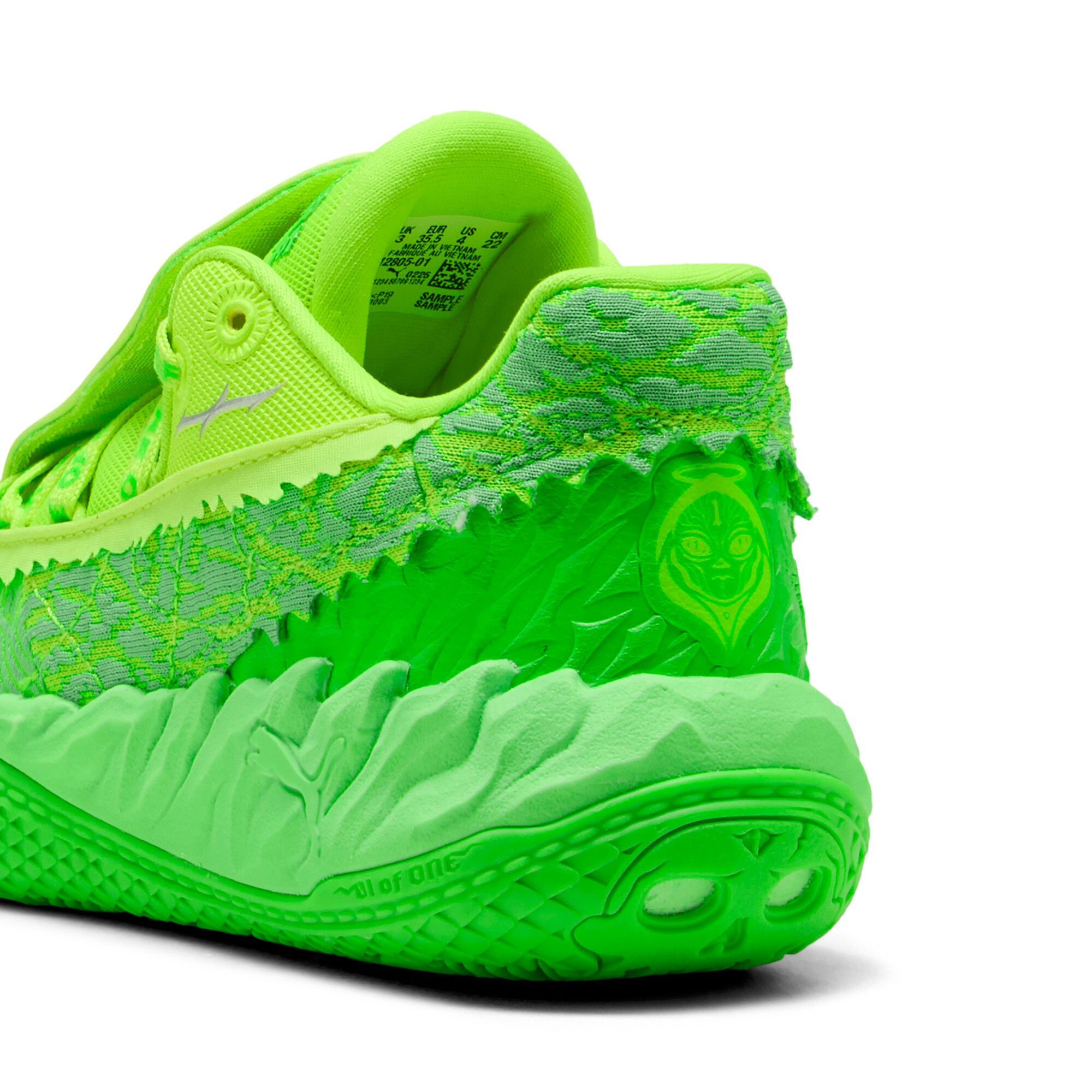 PUMA Kids' Grade School Mb.05 Low Top Basketball Shoes