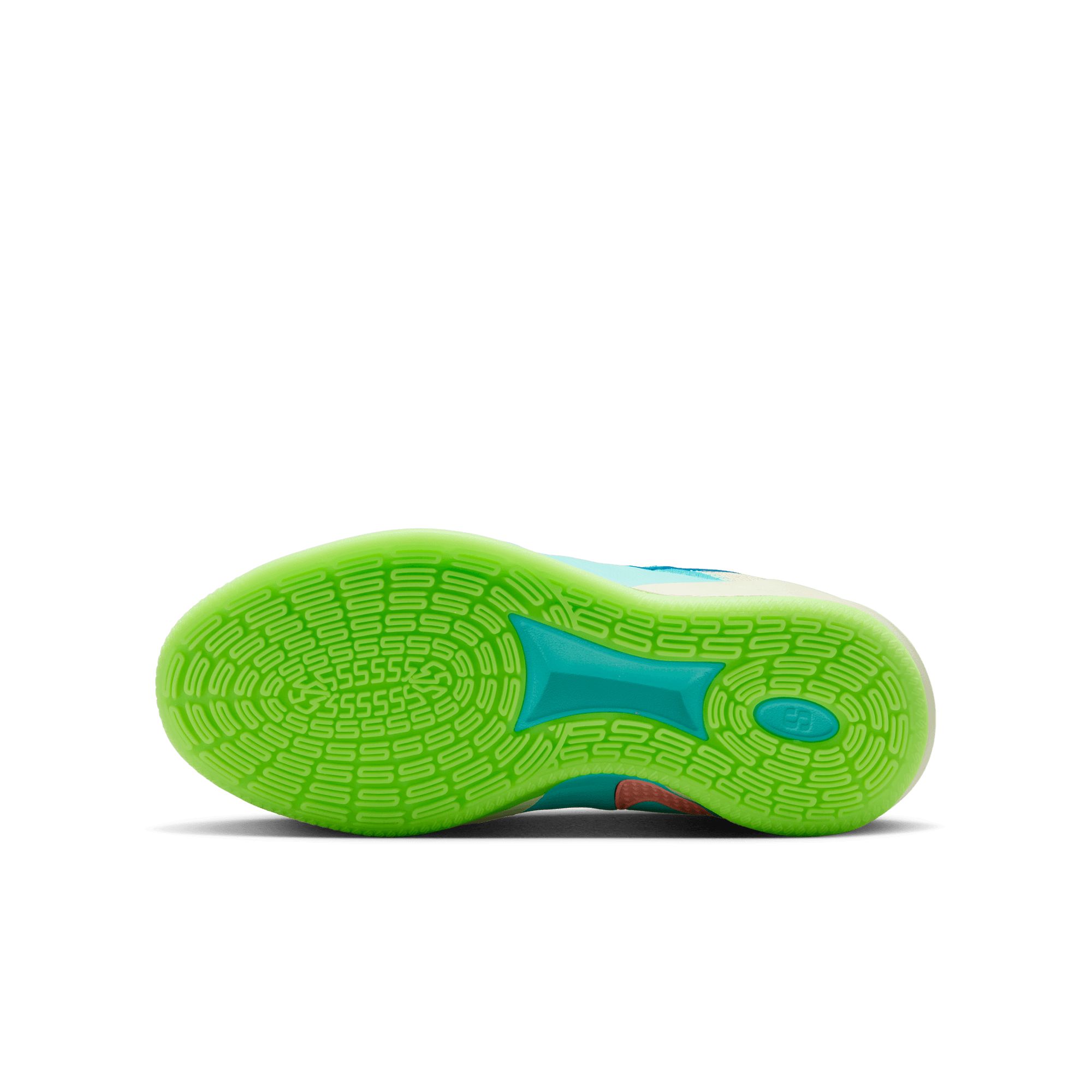 Nike Kids' Grade School Sabrina 3 Basketball Shoes