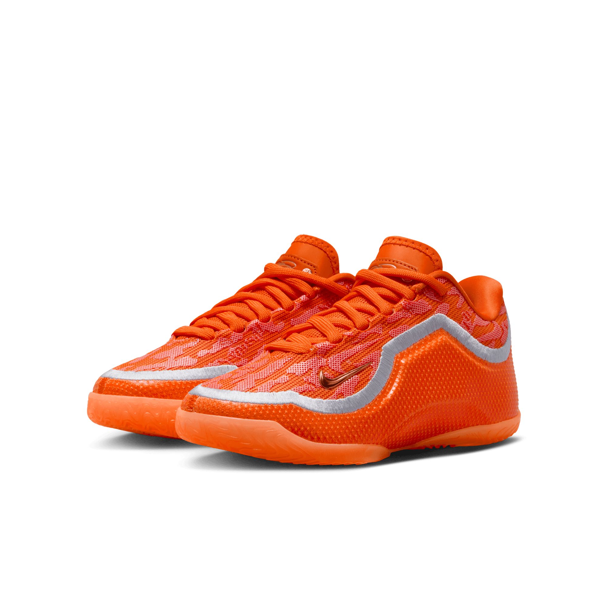 Nike Kids' Grade School LeBron Basketball Shoes