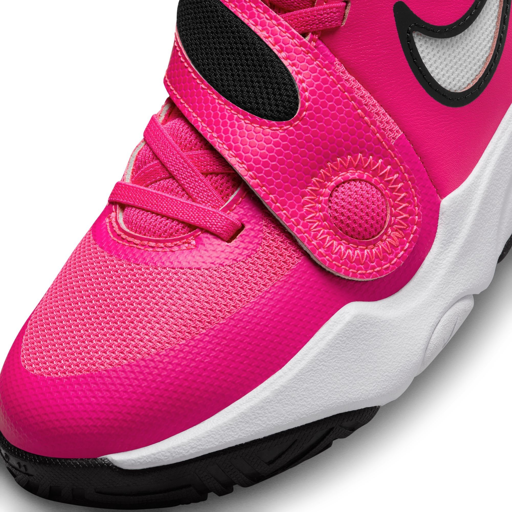 Nike Kids' Grade School Team Hustle D 11 Athletic Shoes, Sneakers