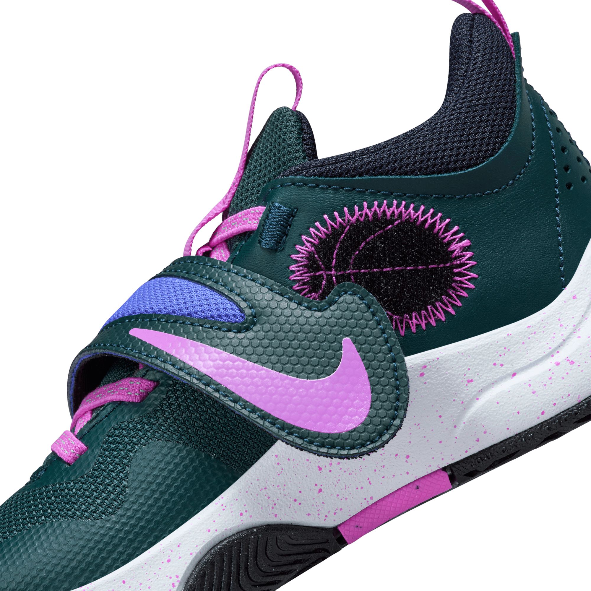 Nike Kids' Pre-School Team Hustle D Running Shoes