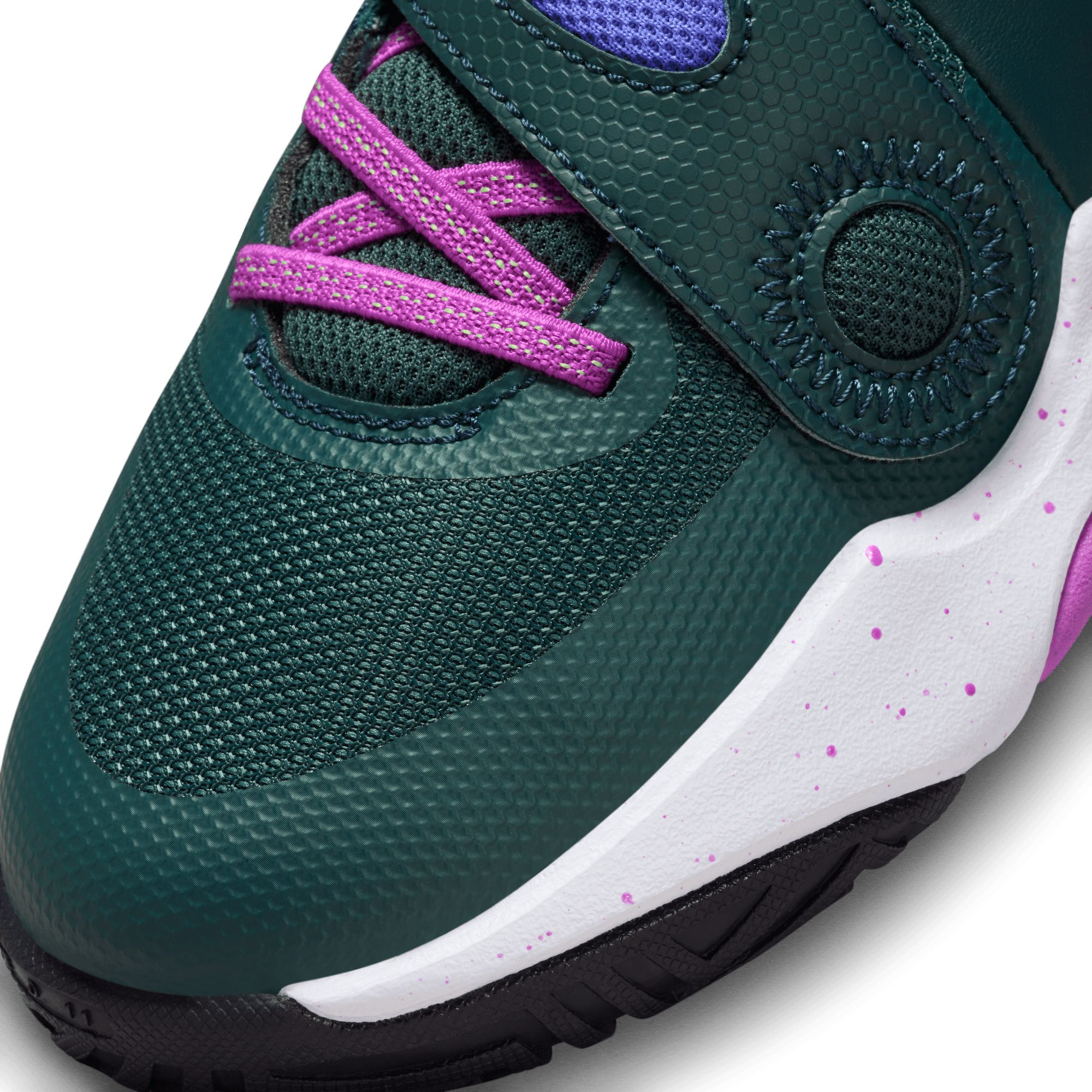 Nike Kids' Grade School Team Hustle D Running Shoes