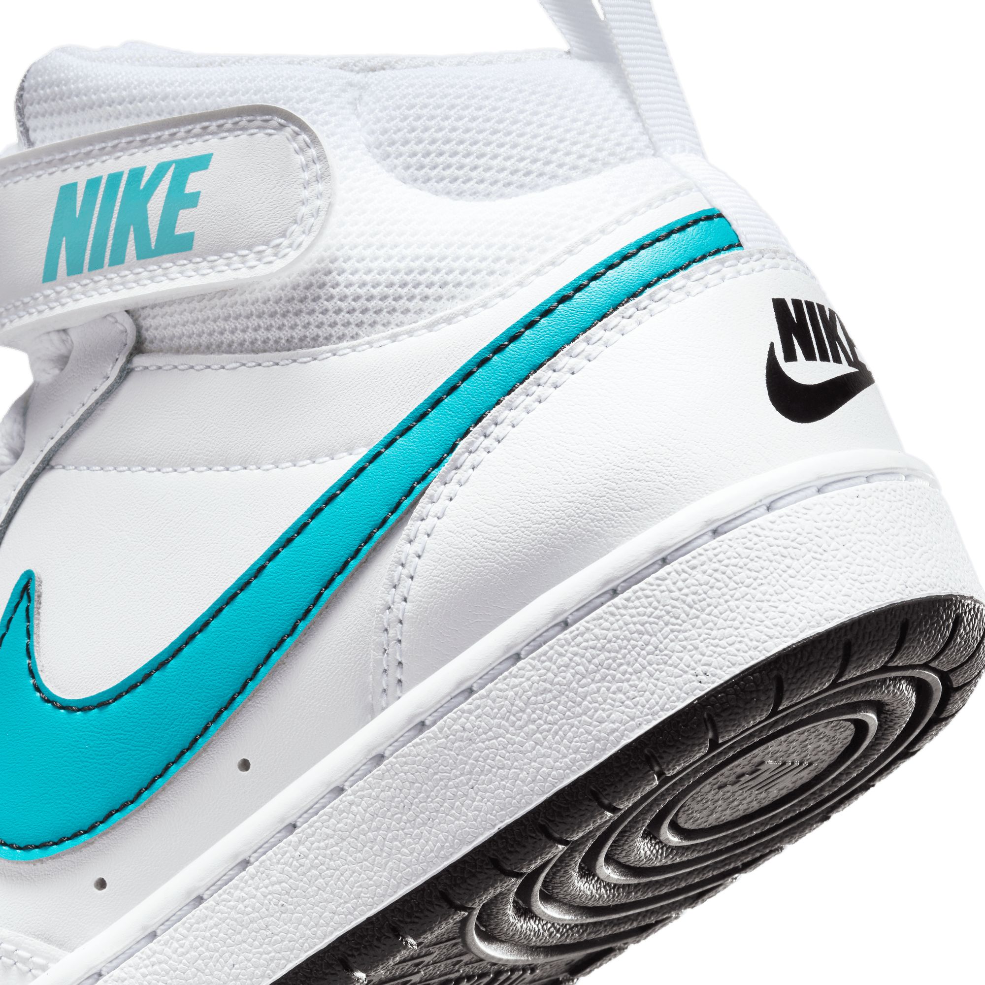 Nike Kids' Grade School Court Borough Mid 2 Shoes