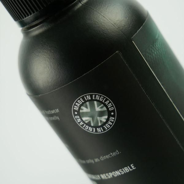 Grangers 100 ml Spray On Odour Eliminator CloseUp