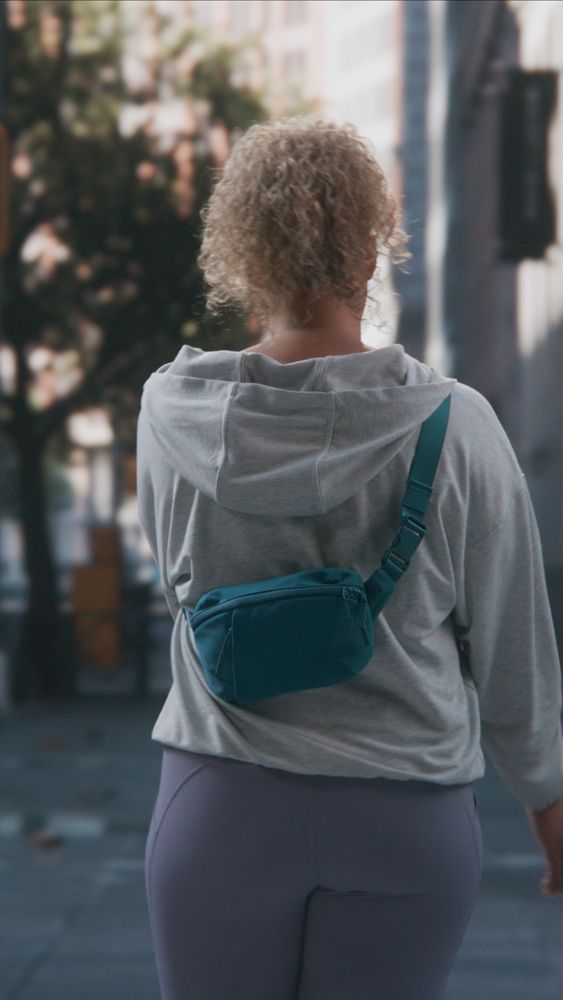 FETICO SQUARE BODY BAG バッグ FETICO SQUARE BODY BAG バッグ