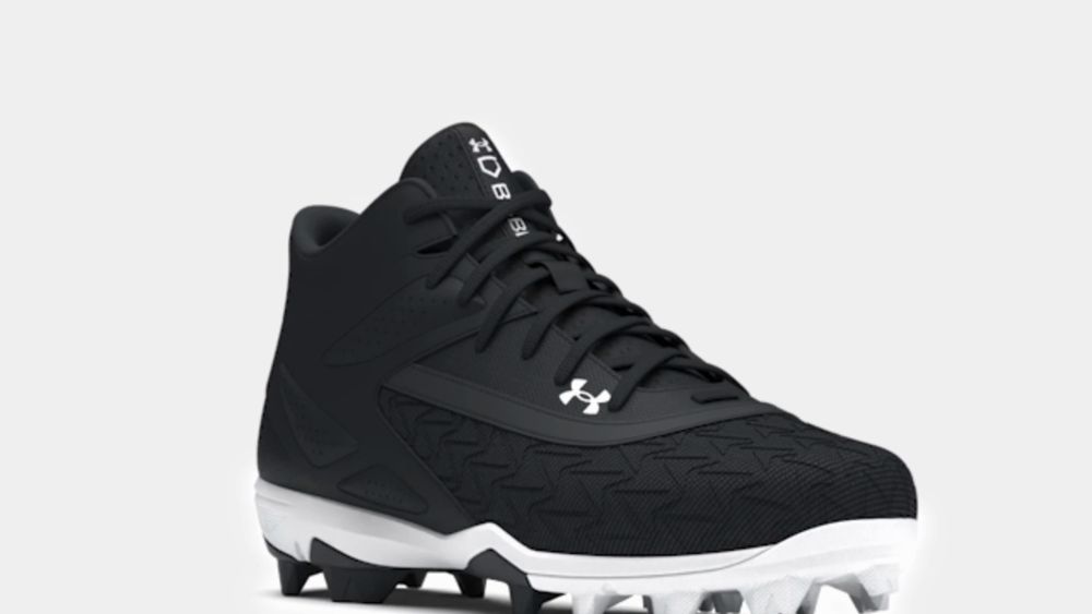 Under Armour Men's Leadoff Mid RM Baseball Cleats